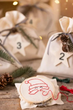 Creativ Company Adventskalender - Broderiprojekter| Kreativ Leg|Jul