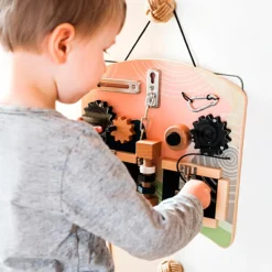 small foot Finmotoriktavle - Låse & gear| Finmotorik|Trælegetøj