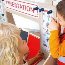 2-i-1 legestation - Brandstation & politistation| Rolleleg