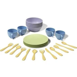 Green Toys Legekøkken tilbehør - Service og bestik, 24 dele| Montessori|Legekøkken & Legemad