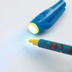Djeco Magisk pen med UV-lys, Ben| Spion Legetøj|Tegne- & Malegrej