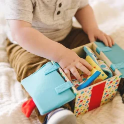 Melissa & Doug Trææske Hide & Seek til baby| Tumlinge Legetøj|Babylegetøj