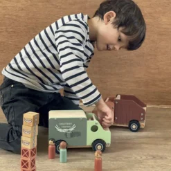 Egmont Toys Varevogn med gummihjul| Legebiler|Dukkehus & Legesæt